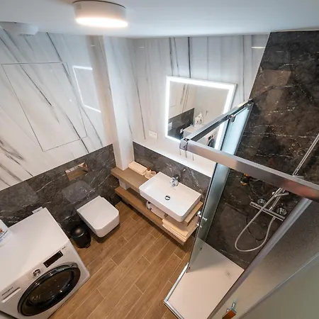 Eurovea Tower Free Parking * Pressburg