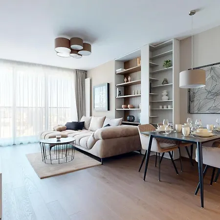 Eurovea Tower Free Parking Appartement
