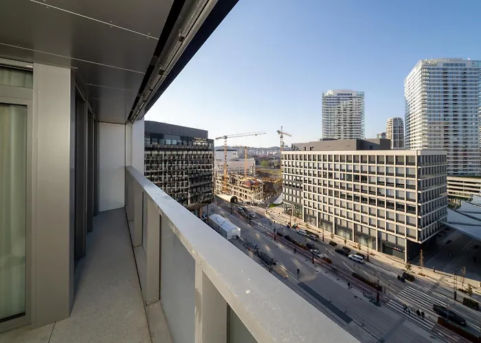 Eurovea Tower Free Parking Prázdninový dům Bratislava